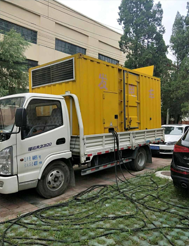 桓仁发电车出租-柴油发电机组排烟系统设计要求及其考虑因素